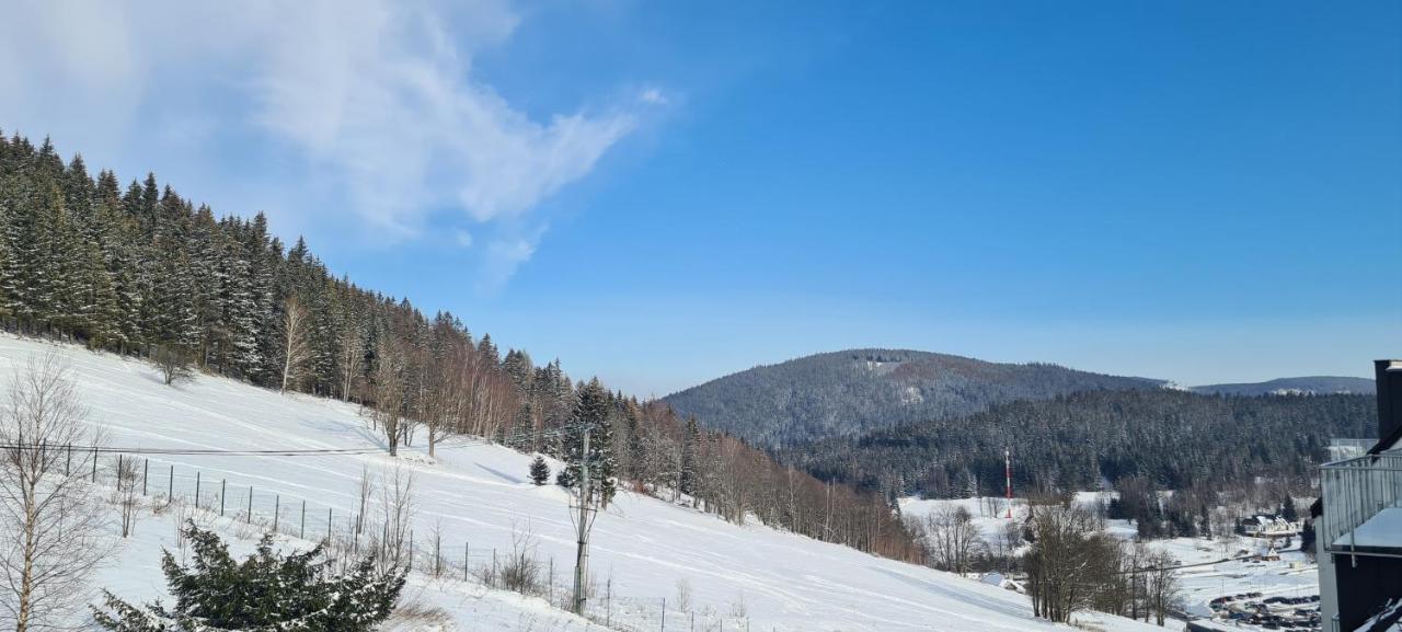 Czarna Gora 205 * Heudorf