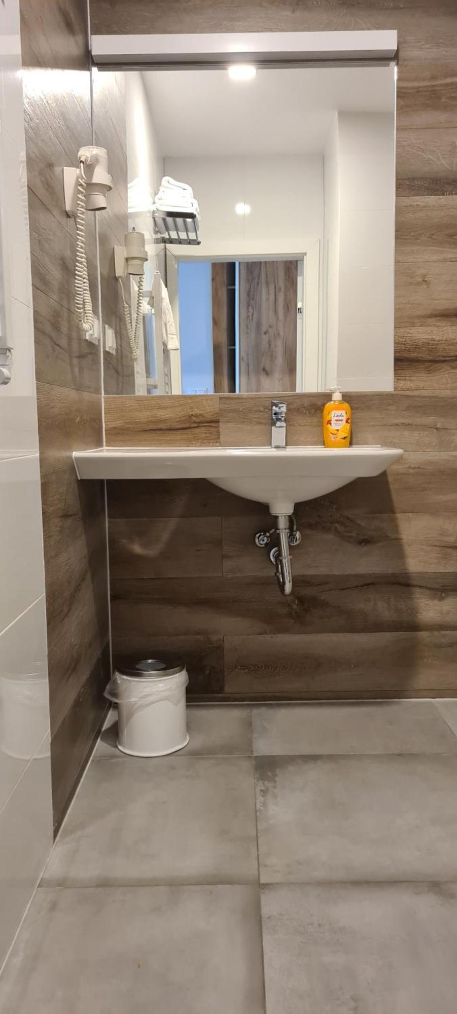 Apartment Czarna Gora 205 Heudorf
